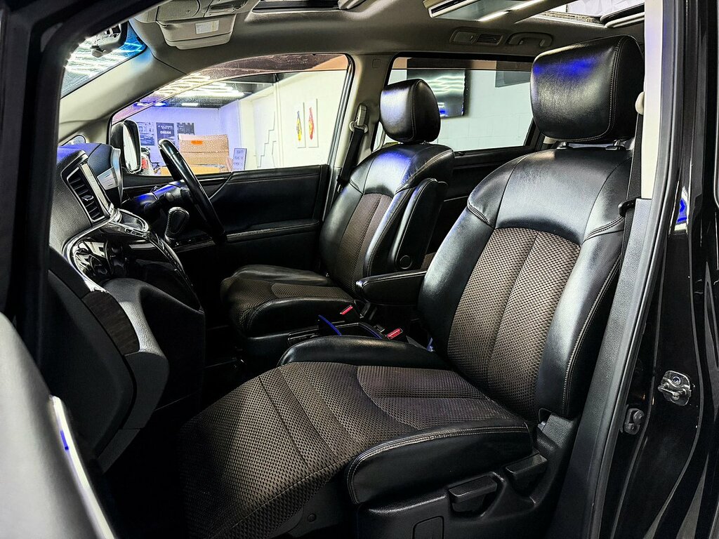 Nissan Elgrand Petrol  #33