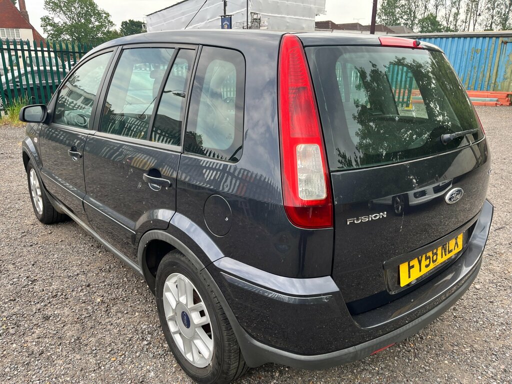 Ford Fusion 1.4 Zetec Climate Hatchback 154 Grey #6