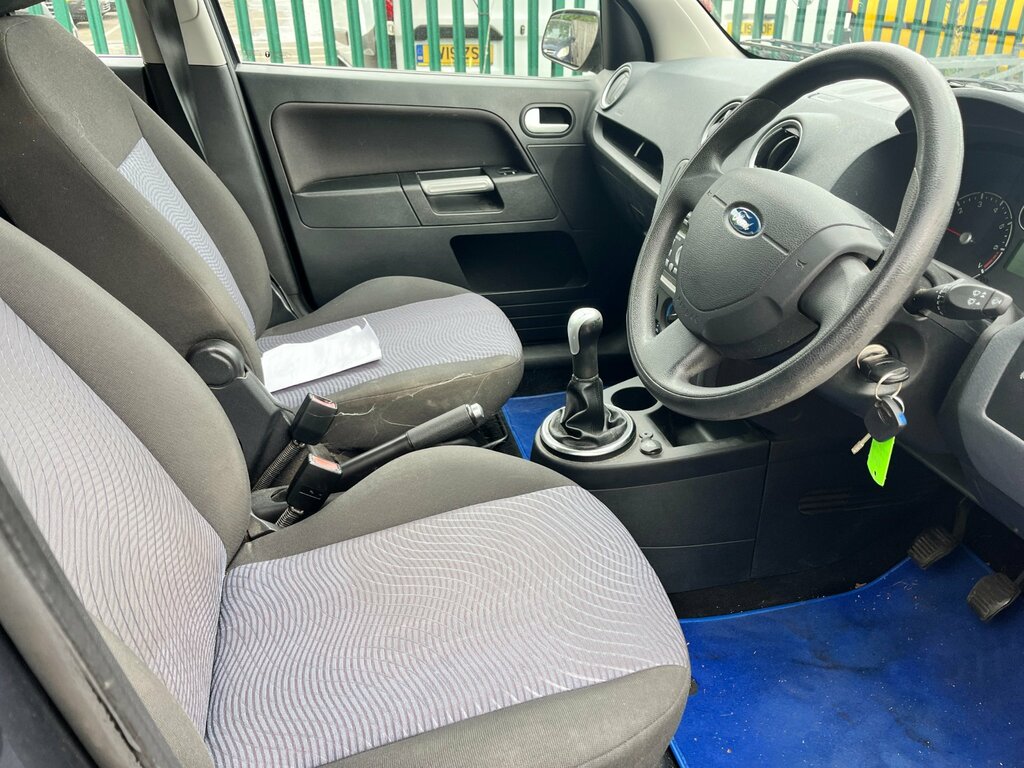 Ford Fusion #8