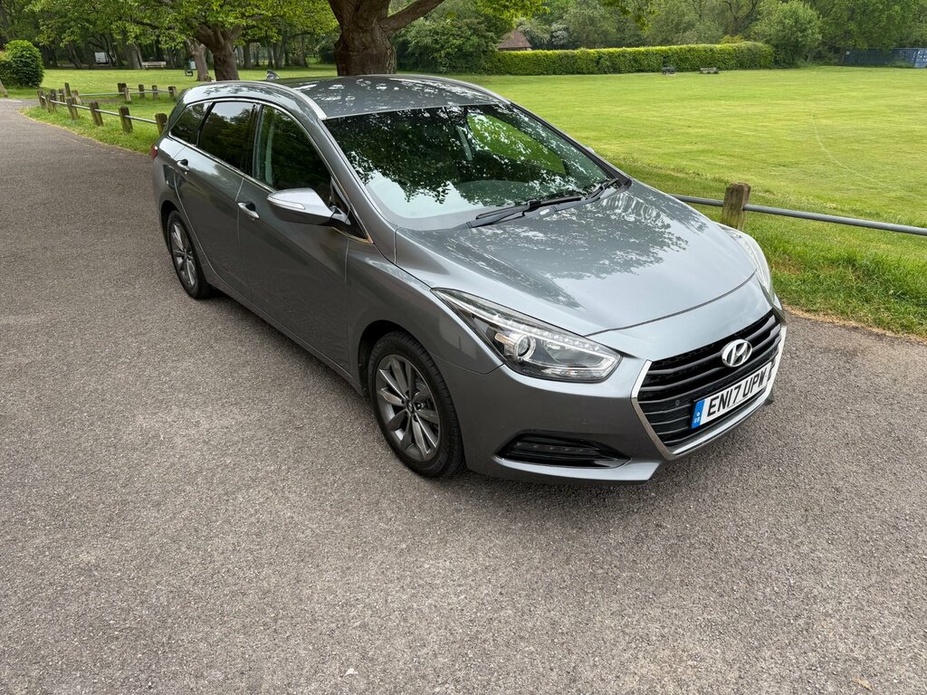 Hyundai I40 1.7 Crdi Blue Drive Se Nav Tourer Dct E Silver
