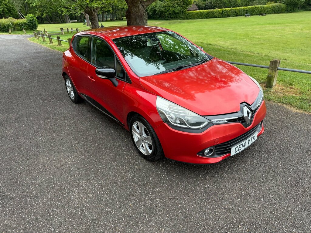 Renault Clio 0.9 Tce Dynamique Medianav Hatchback Ma Red