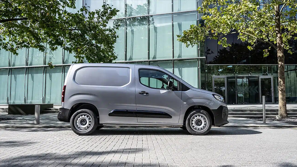 Citroen Berlingo XL Bhdi 1.5 100Ps Ss Enterprise  #2