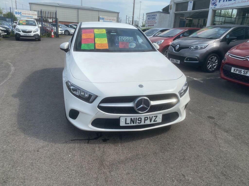 Mercedes-Benz A Class 1.5 A180d Sport Executive 7G-dct Euro 6 Ss LN19PVZ White #5