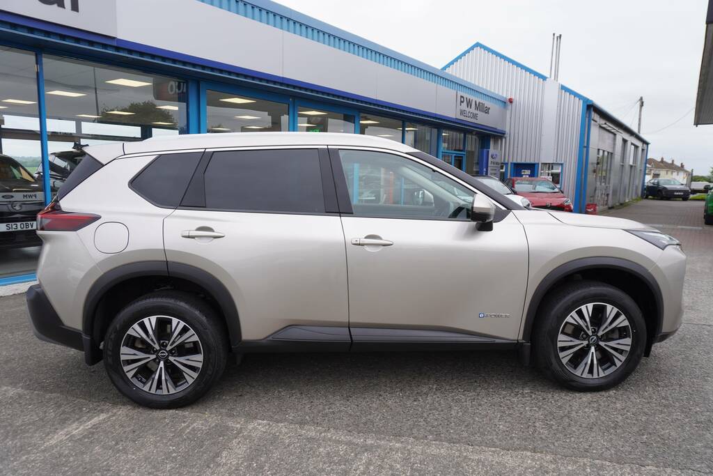 Nissan X-Trail 1.5 H E-power N-connecta Euro 6 Ss LT23OVD Beige #2