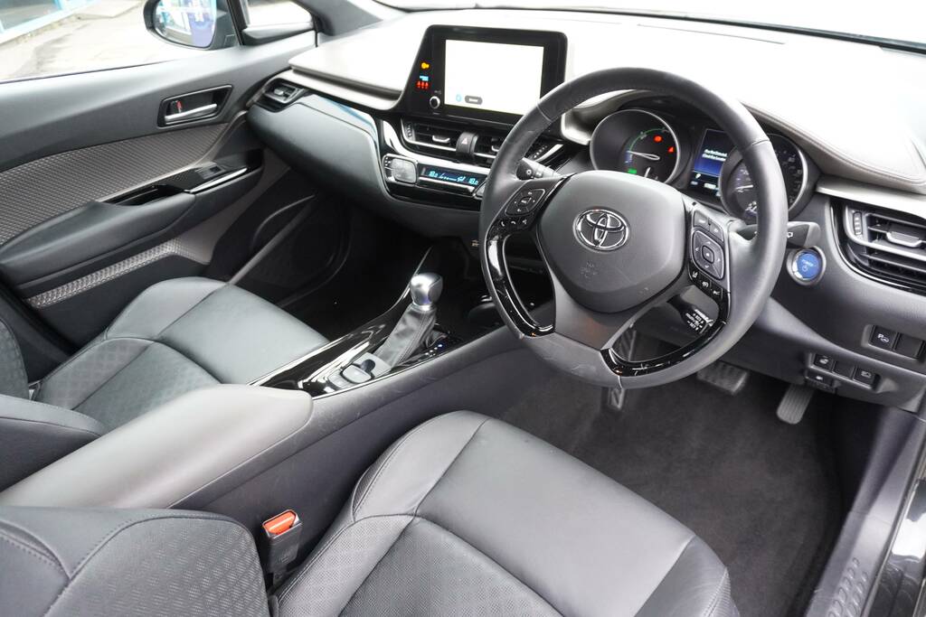 Toyota C-Hr 2.0 Vvt-h Excel Cvt Euro 6 Ss LO72SXR Black #4