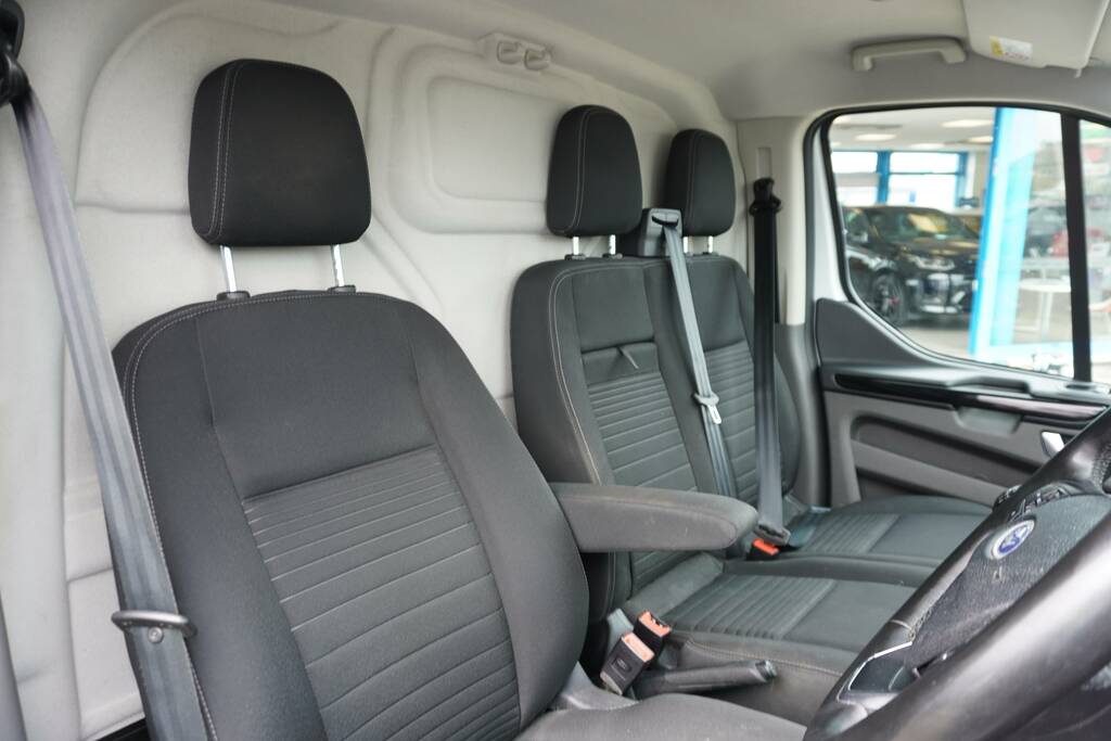 Ford Transit Custom 2.0 300 Ecoblue Limited L2 H1 Euro 6 Ss 5Dr, Lo LB23ULV White #5