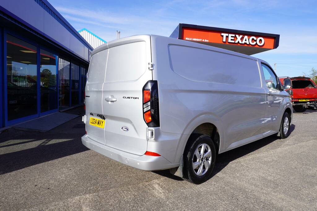 Ford Transit Custom 2.0 300 Ecoblue Limited L2 H1 Euro 6 Ss 5Dr, Lo LD24MVY Silver #3
