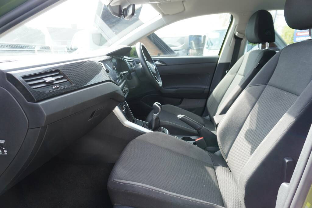 Volkswagen Taigo 1.0 Tsi Life Euro 6 Ss YA74HUJ Green #6