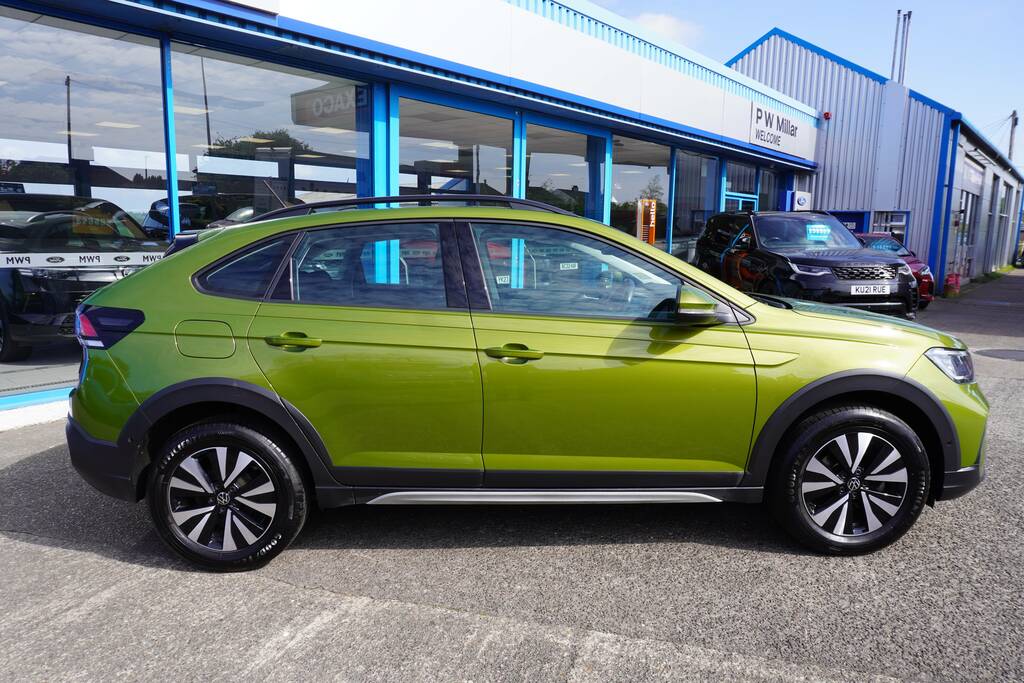 Volkswagen Taigo 1.0 Tsi Life Euro 6 Ss YA74HUJ Green #2