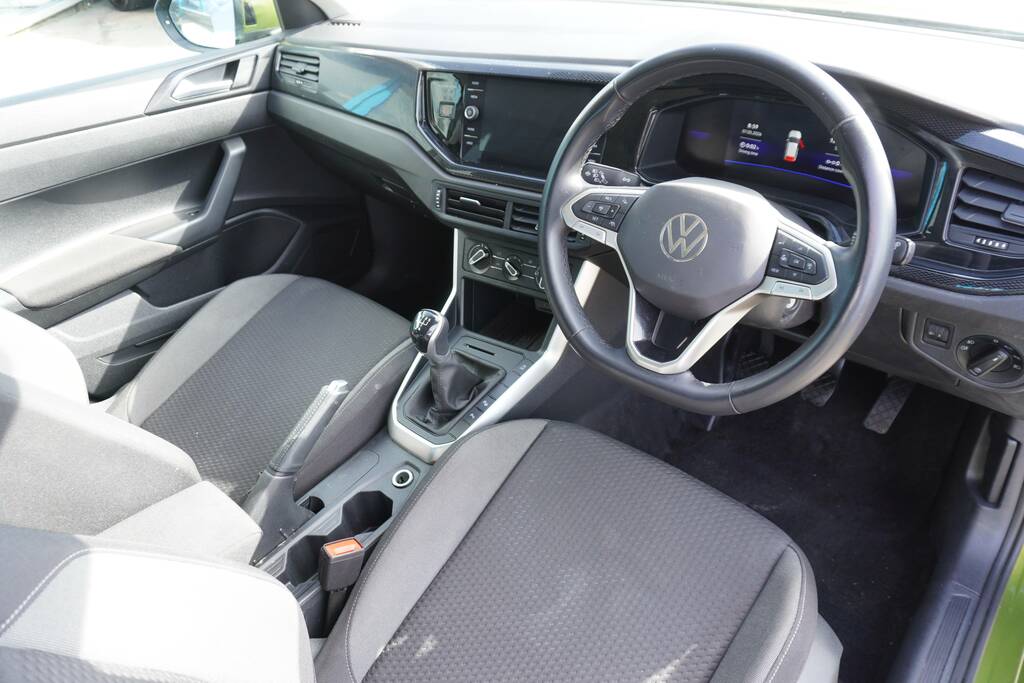 Volkswagen Taigo 1.0 Tsi Life Euro 6 Ss YA74HUJ Green #4