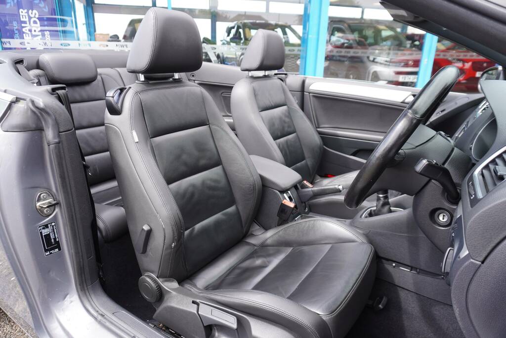 Volkswagen Golf 1.6 Tdi Bluemotion Tech S Cabriolet Euro 5 Ss 2 GL12LVC Grey #4