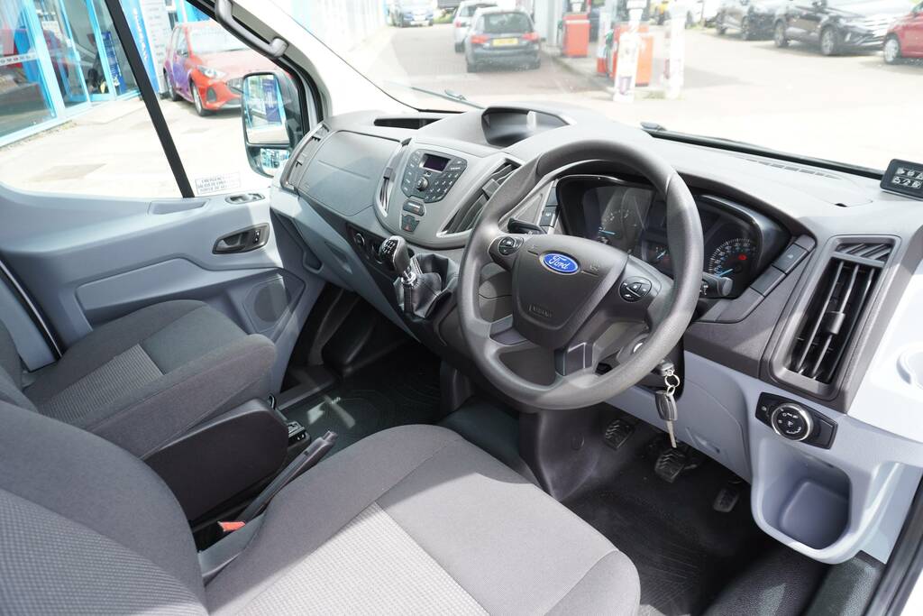 Ford Transit Custom 2.2 Tdci 460 Hdt Minibus L4 H3 CN64HVP White #4