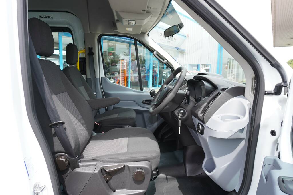 Ford Transit Custom 2.2 Tdci 460 Hdt Minibus L4 H3 CN64HVP White #5