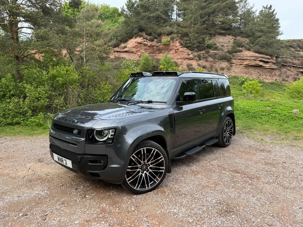 Land Rover Defender D300 Mhev Se Hard Grey