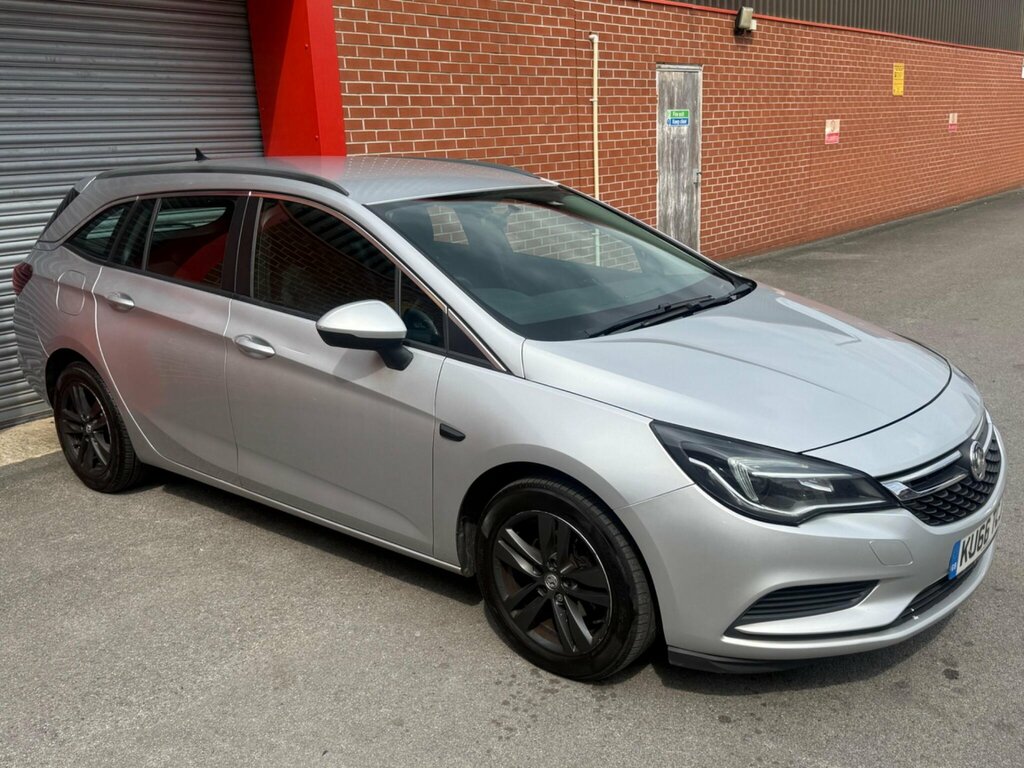 Vauxhall Astra 1.6 Cdti Tech Line Sports Tourer Euro 6 KU66TCJ Silver #2