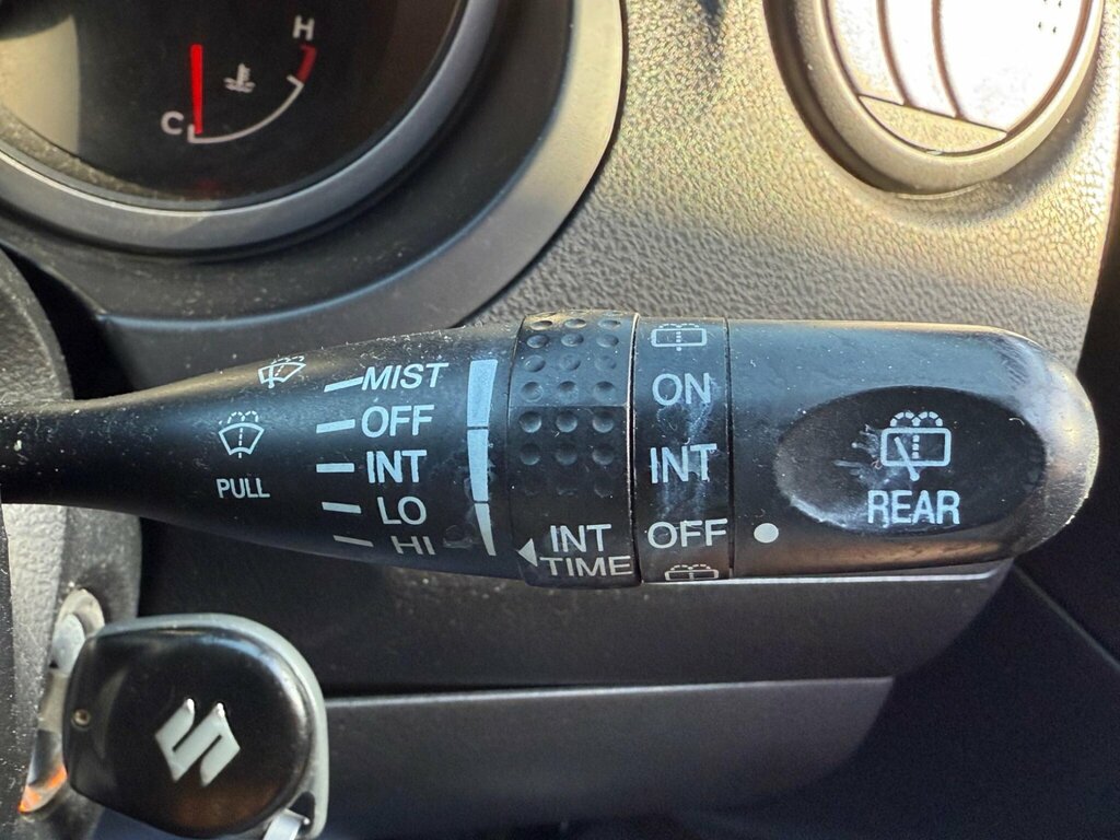 Suzuki Grand Vitara 2L Null Black #11