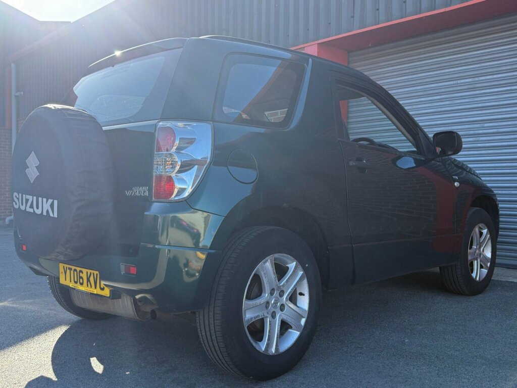 Suzuki Grand Vitara 2L Null Black #30