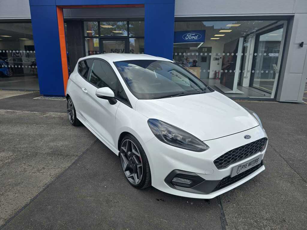 Ford Fiesta 1.5T Ecoboost St-2 Hatchback Eur White