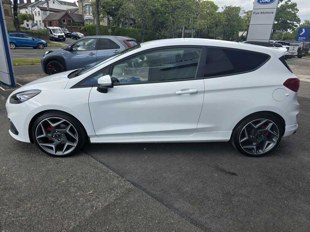 Ford Fiesta 1.5T Ecoboost St-2 Hatchback Eur PE19VDP White #4