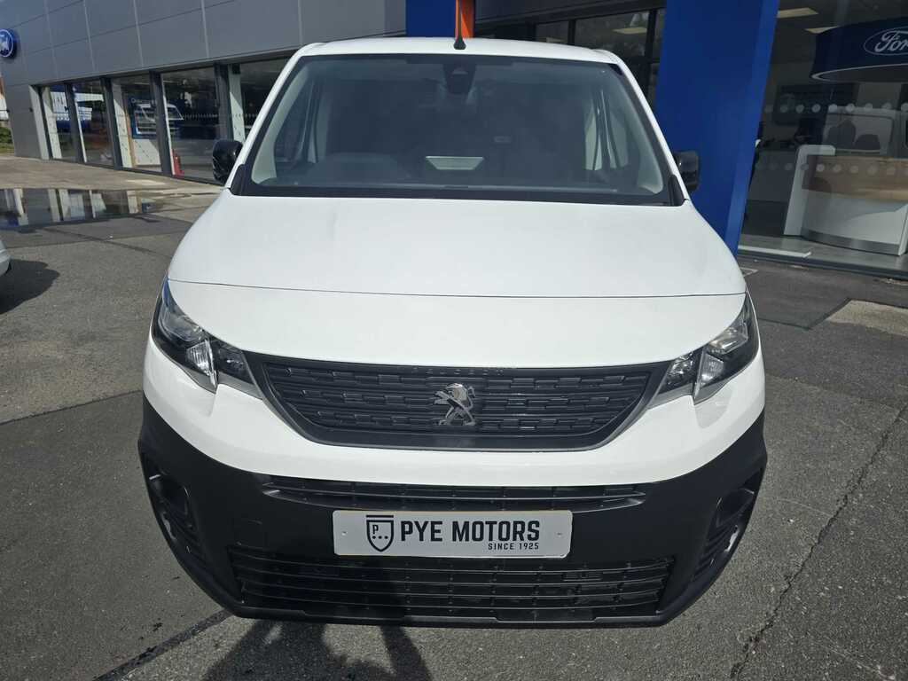 Peugeot Partner Asphalt Premium 1.5 Hdi White #2