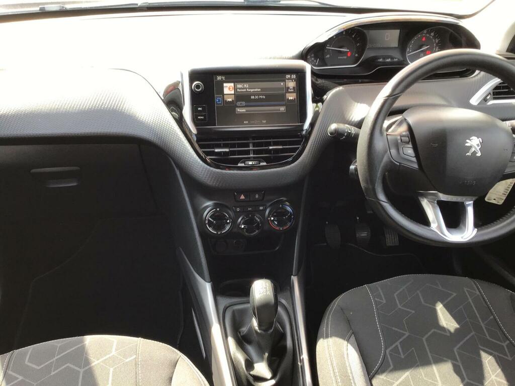 Peugeot 2008 Suv 1.6 Bluehdi Active Euro 6 201666 NU66XUJ White #5