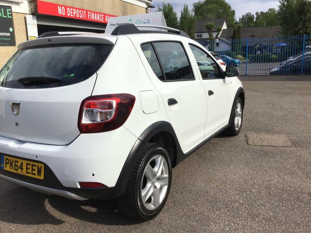 Dacia Sandero Stepway Hatchback 0.9 Tce Laureate Euro 5 201464 PK64EEW White #3
