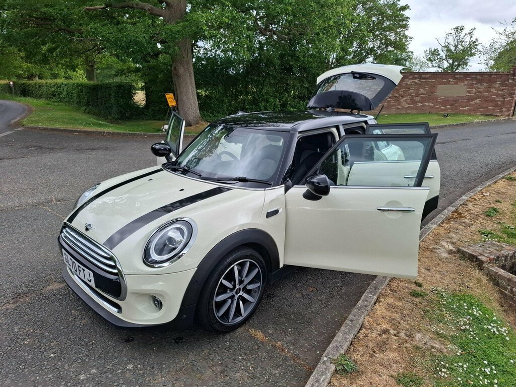 Mini Hatch 1.5 Cooper Exclusive Steptronic Euro 6 Ss GL70FTJ White #2
