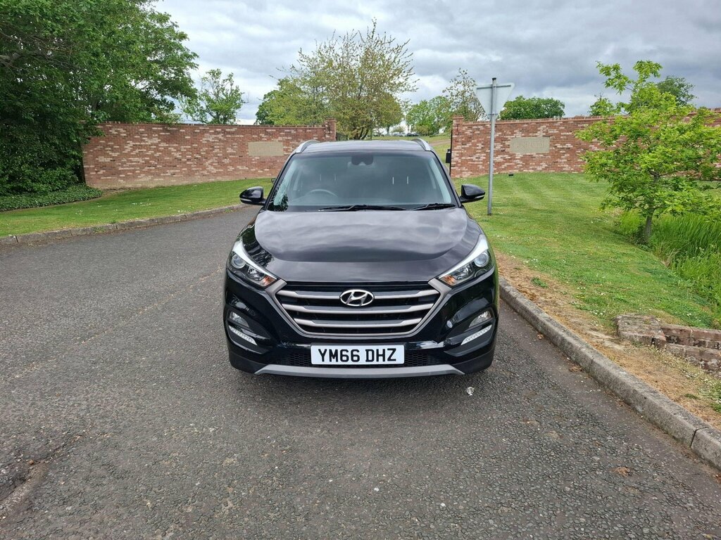Hyundai Tucson 1.6 Gdi Blue Drive Se Euro 6 Ss YM66DHZ Black #2