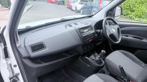 Fiat Doblo 1.6 Jtd Multijet White #6