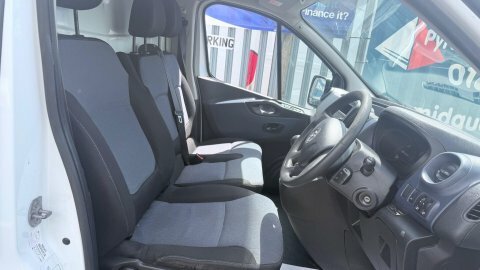 Vauxhall Vivaro 1.6 Cdti 2900 FJ18YNY White #4