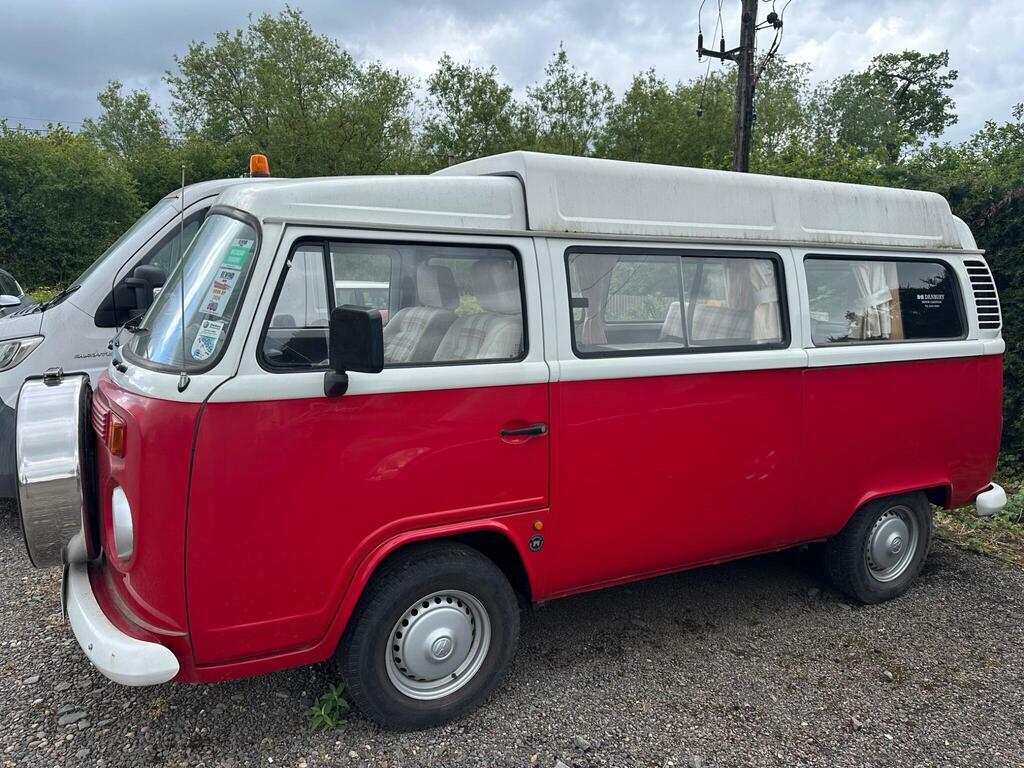 Volkswagen Campervan Petrol White #3