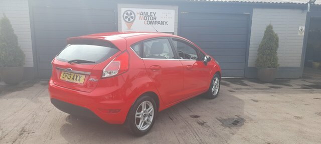 Ford Fiesta 1.25 Zetec Hatchback Euro 5 82 CF13AXX Red #3