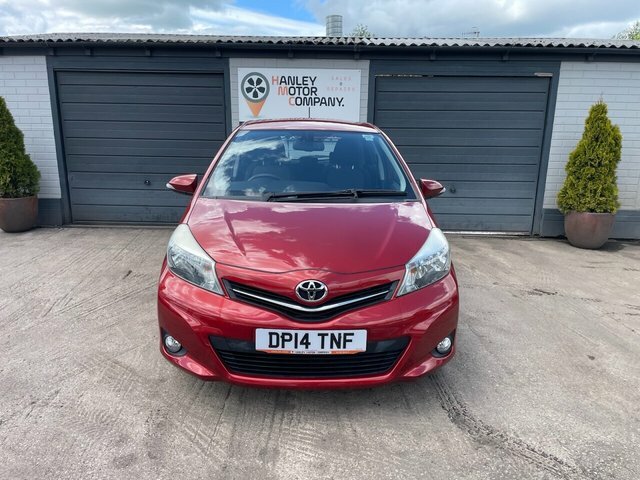Toyota Yaris 1.33 Dual Vvt-i Icon Plus Hatchback Man Red #4