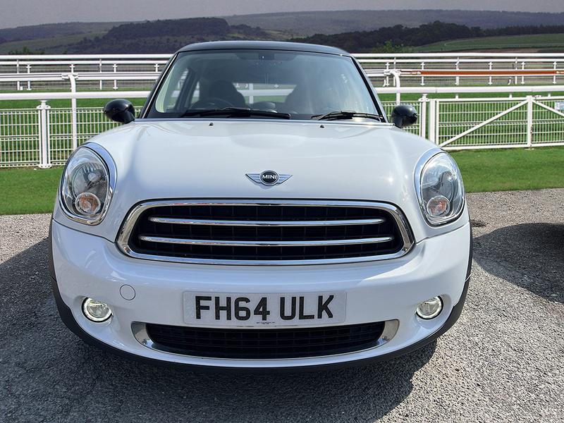 Mini Paceman Cooper D White #3