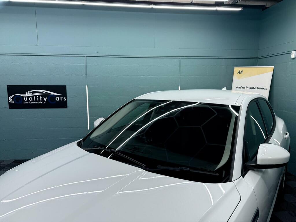 Jaguar E-Pace 2.0 D150 Euro 6 Ss DE18FAJ White #5