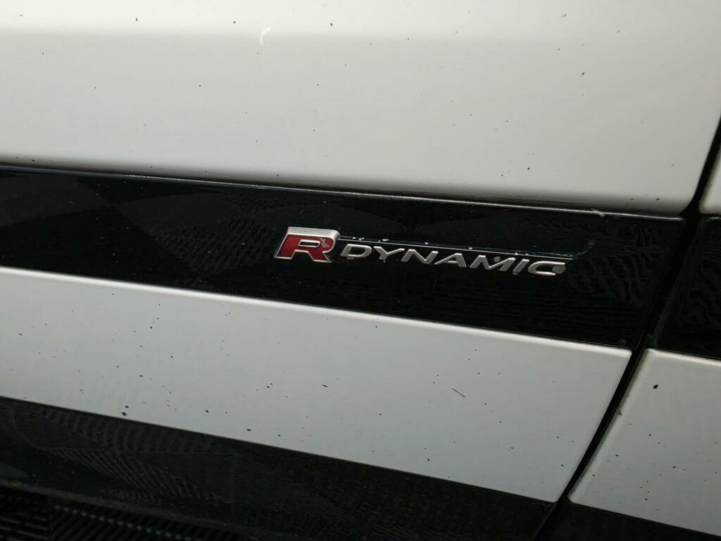 Land Rover Range Rover Evoque 2.0 D150 R-dynamic Fwd Euro 6 Ss MT69ZDS White #4