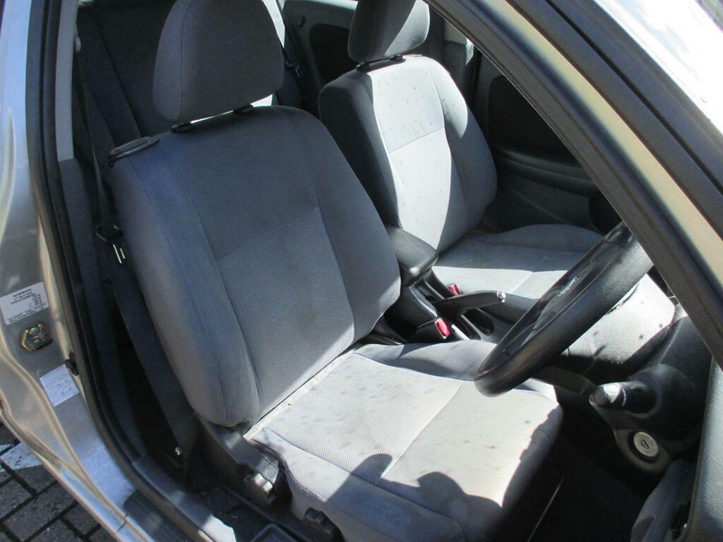 Nissan Almera 1.8 S Silver #11