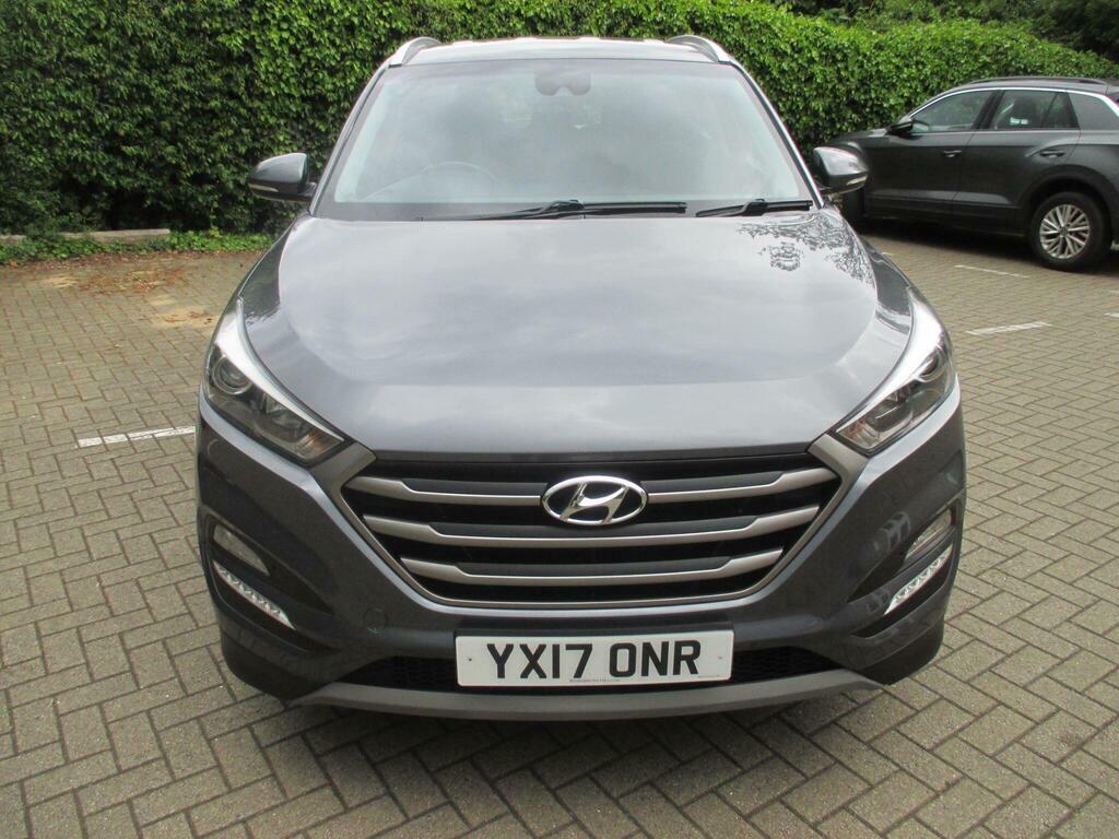Hyundai Tucson 1.7 Crdi Blue Drive Se Nav Euro 6 S S YX17ONR Grey #3
