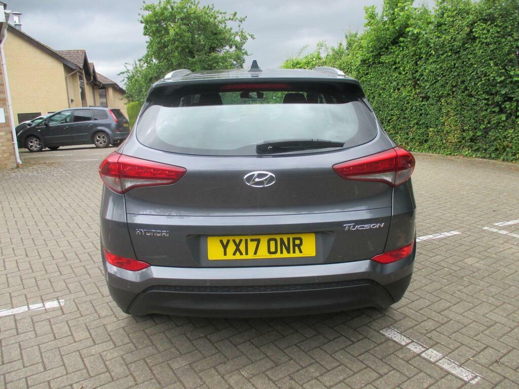 Hyundai Tucson 1.7 Crdi Blue Drive Se Nav Euro 6 S S YX17ONR Grey #4