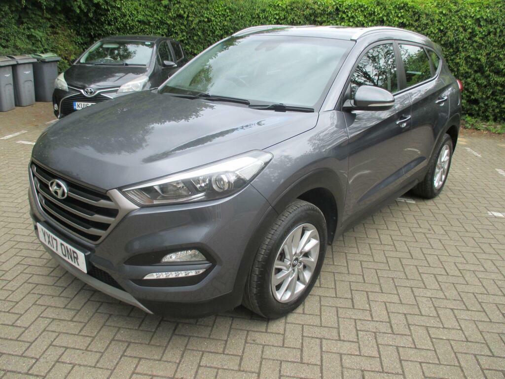 Hyundai Tucson 1.7 Crdi Blue Drive Se Nav Euro 6 S S YX17ONR Grey #2