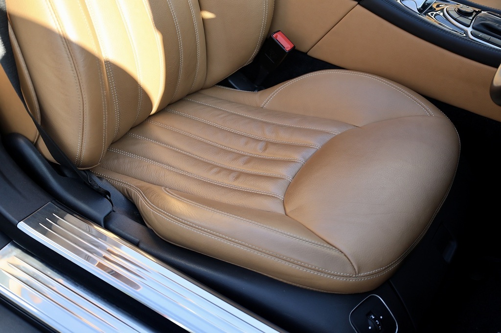 Mercedes-Benz SL Class Base White #24