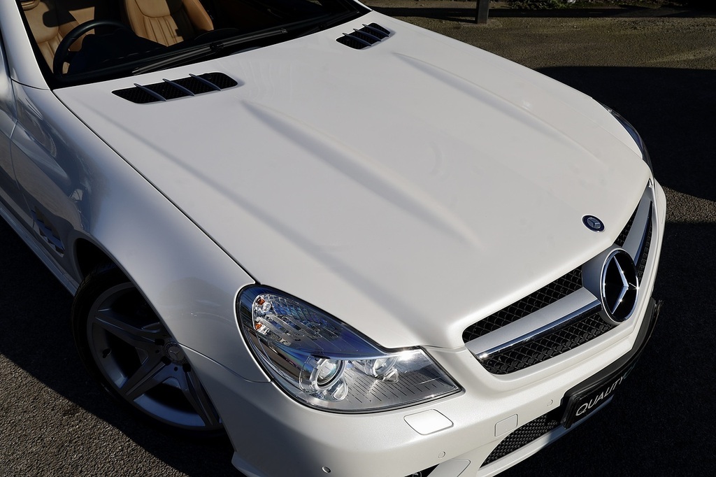 Mercedes-Benz SL Class Base White #13