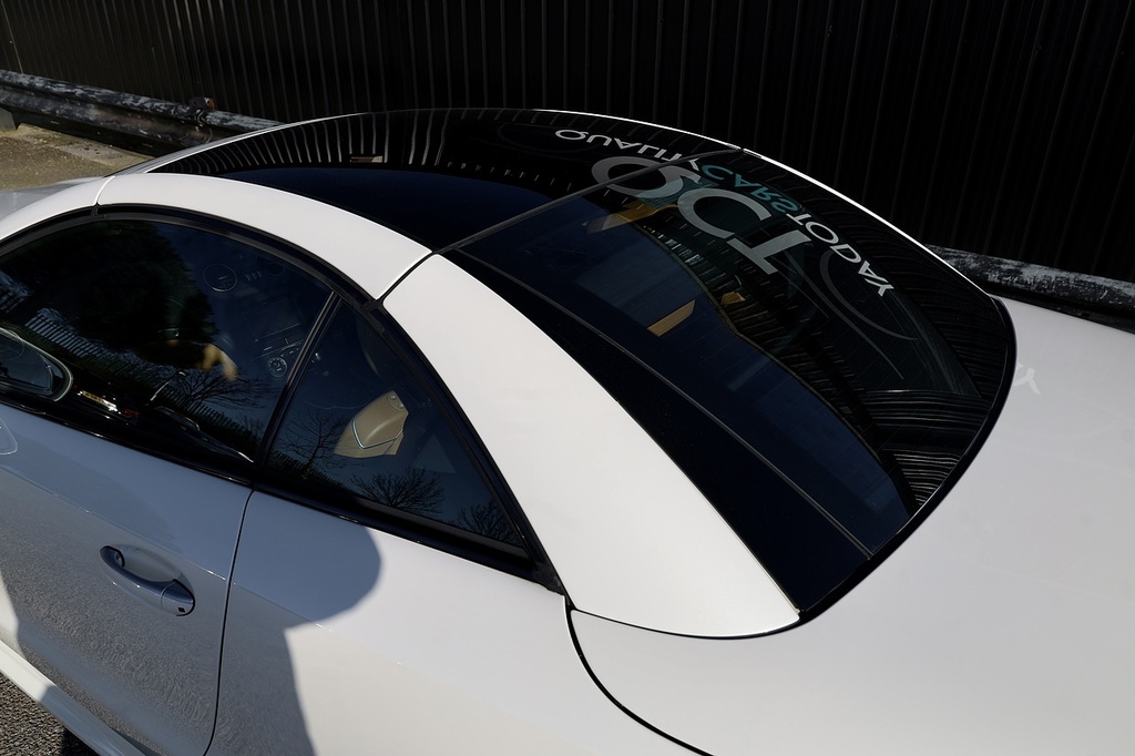 Mercedes-Benz SL Class Base White #40
