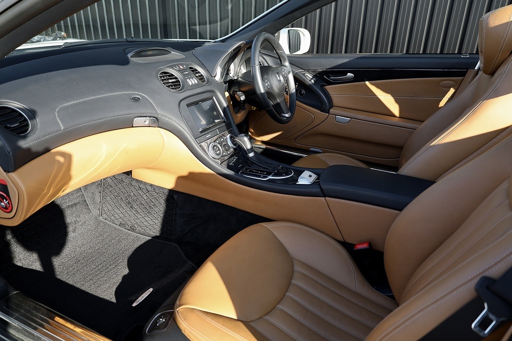 Mercedes-Benz SL Class Sl 350 Amg Sport Pack White #3