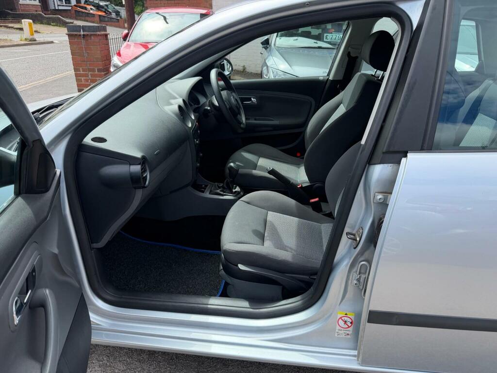 Seat Ibiza 1.4L Sport 85 Bhp White #8