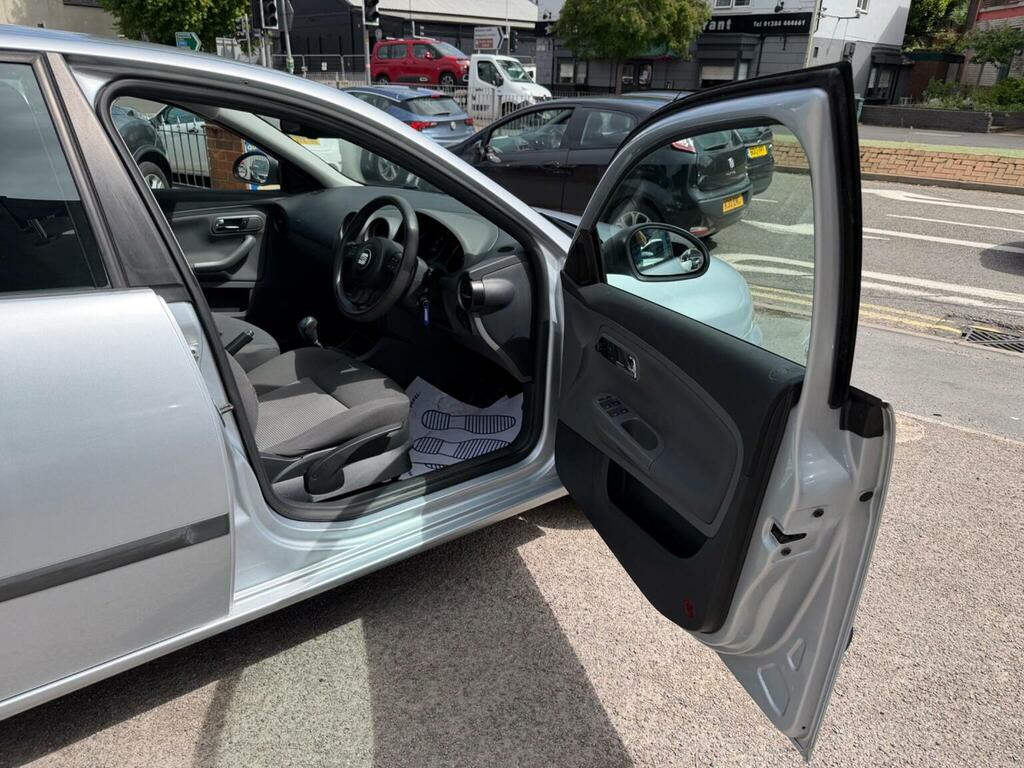 Seat Ibiza 1.4L Sport 85 Bhp White #11