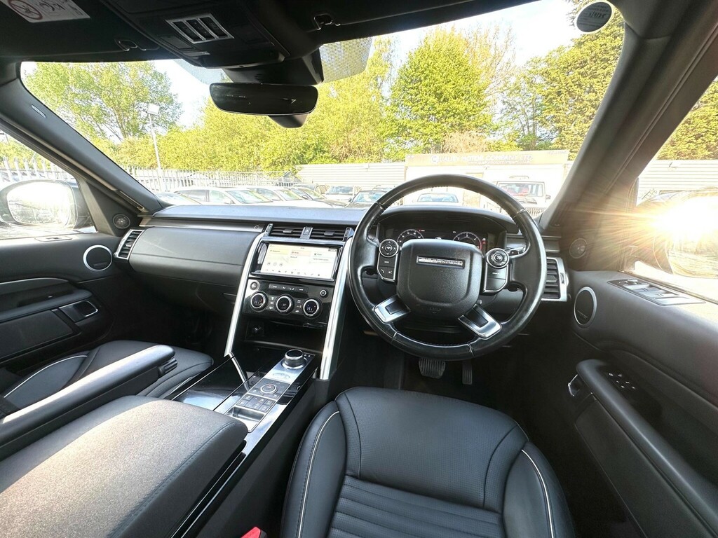 Land Rover Discovery 3.0 Td V6 Hse 4Wd Euro 6 Ss OY18OXG Blue #3