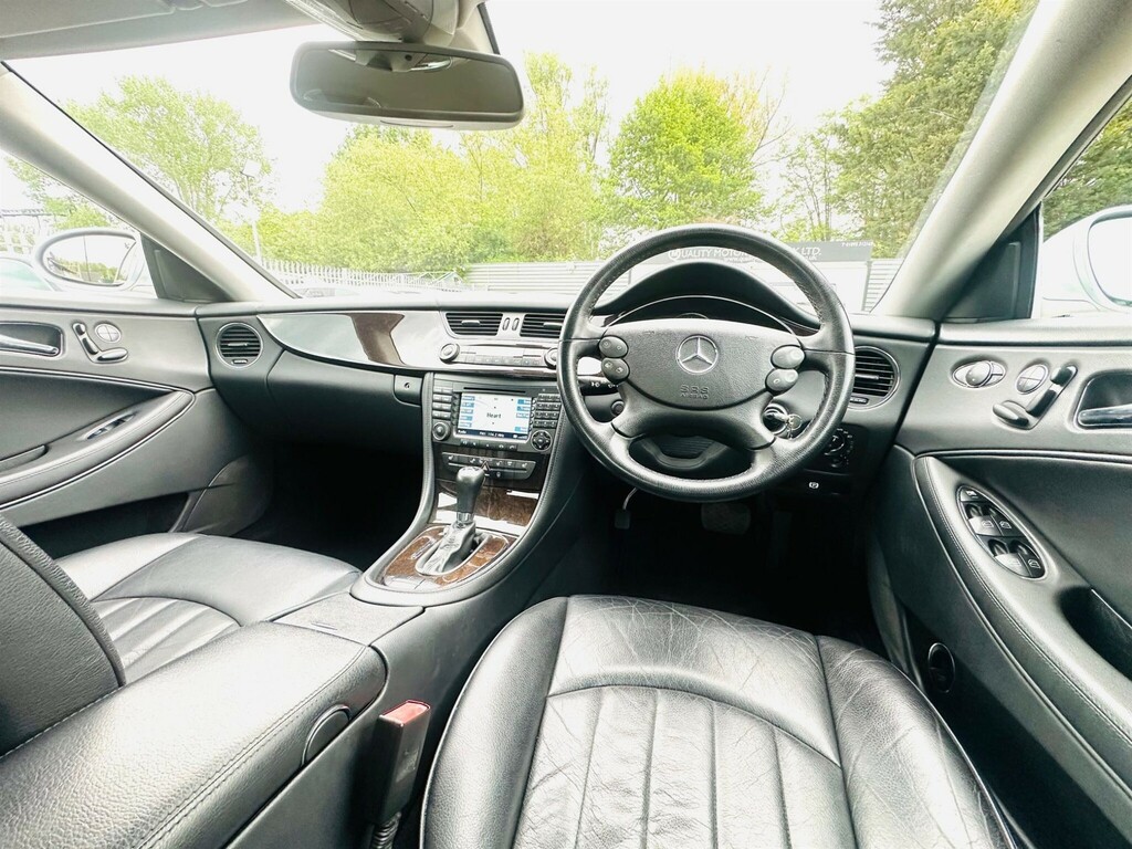 Mercedes-Benz CLS 5.5 Cls500 Coupe 7G-tronic  #3
