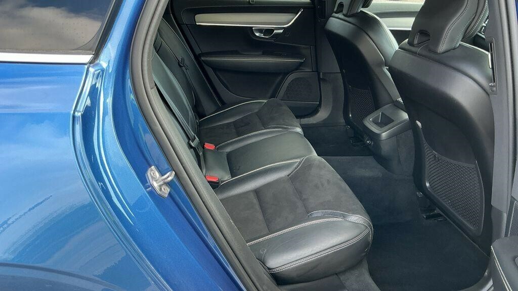 Volvo V90 2.0 D4 R-design Pro Euro 6 Ss YE68GJS Blue #5