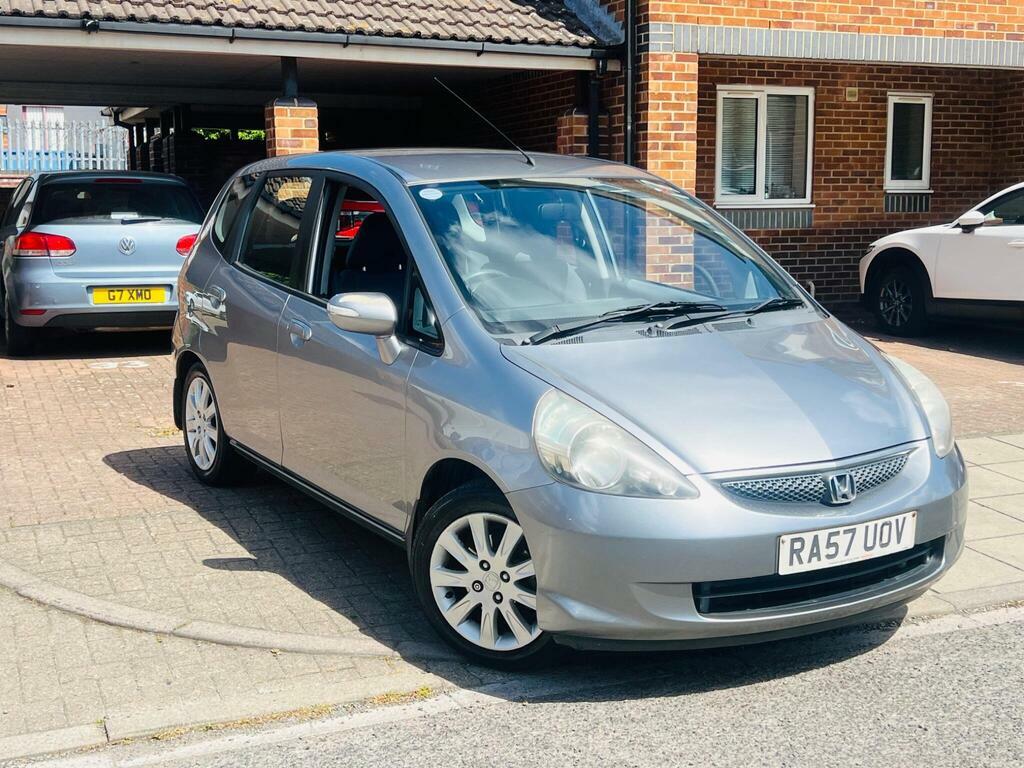 Honda Jazz 1.4 I-dsi Se Cvt-7 Silver